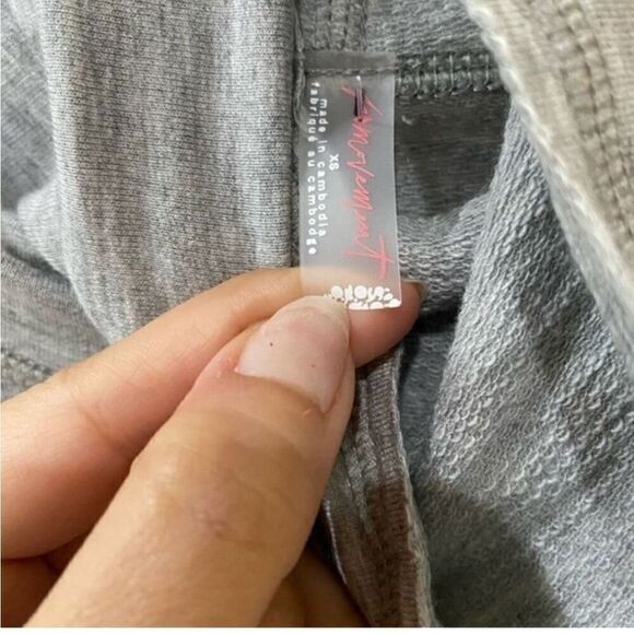 NWT Free People Pullover Size XS - Picture 3 of 5